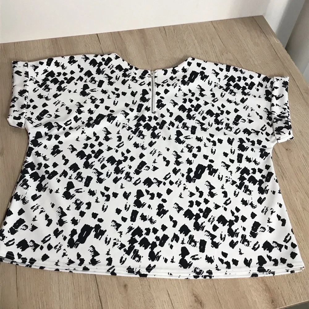 Melloday Short Sleeve Stretch Blouse Top White Black Print Size XL - Picture 7 of 11